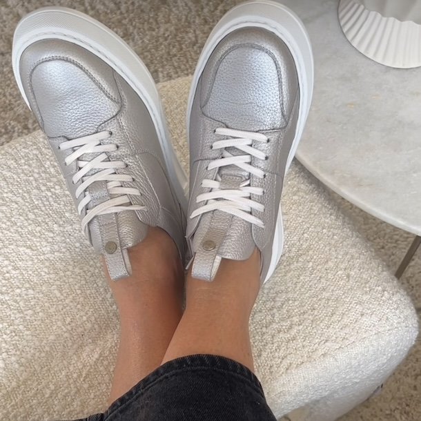 Sneakers THE SPIRIT slv  skind str 36-41