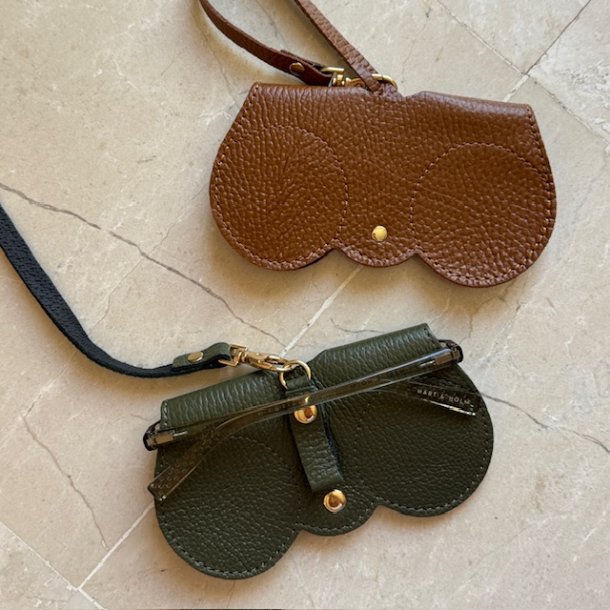 Solbrille Case skind