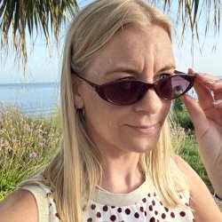 Pisa Solbrille Burgundy 