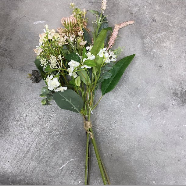 Blomster buket mix H 40 cm plastik
