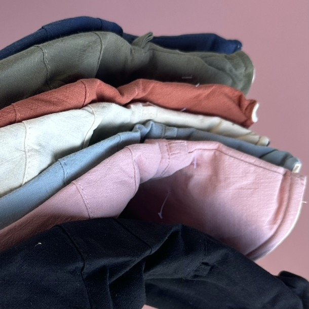 Solhat med bjelig kant