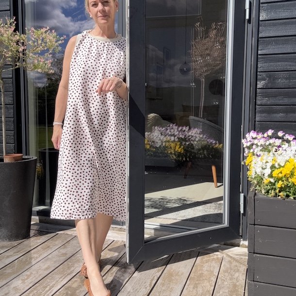 Sommer kjole Nora dot - str M-XXL 