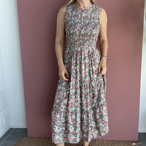 Sommerkjole med smock