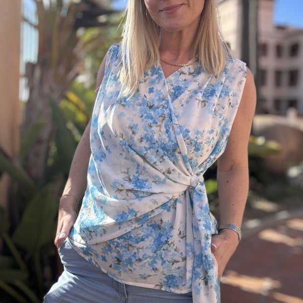 Bluse Flora i let voile med print - one size 