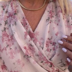 Bluse Flora i let voile med print - one size 
