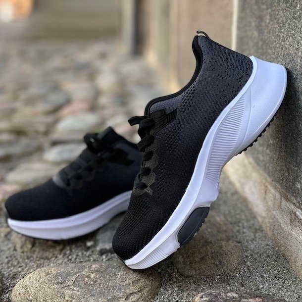 Sneakers ACTIVE black str. 36-41