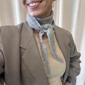 Sophie Scarf i et uld mix 