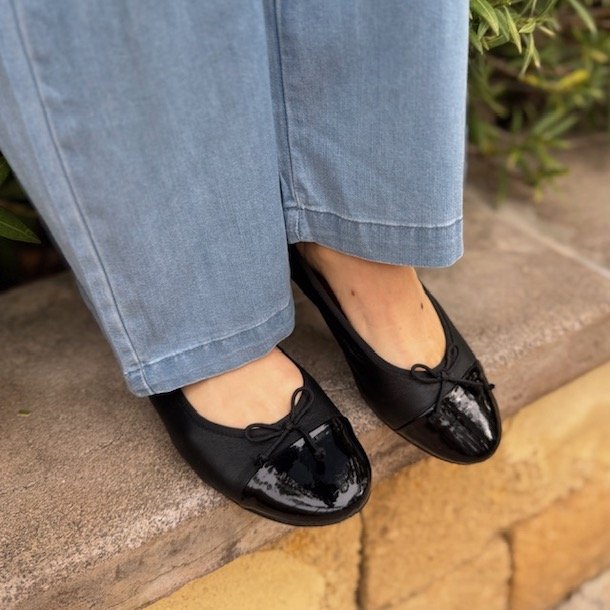 Ballerina BIBI sort skind 