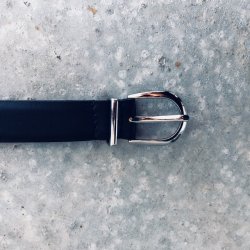 Gry blte i sort med slv spnde lder