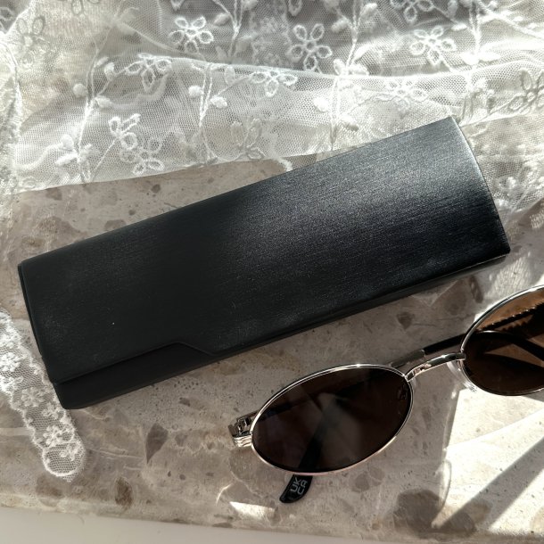 Brille etui sort hardcase 