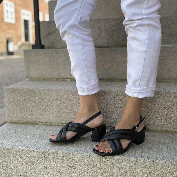 HEELS AND MORE Heels Sort skind str. 36-41