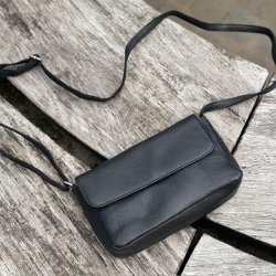 Taske nr 36 med klap skind