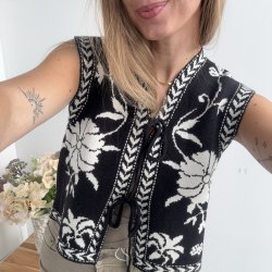 Vest Sally i strikkvalitet