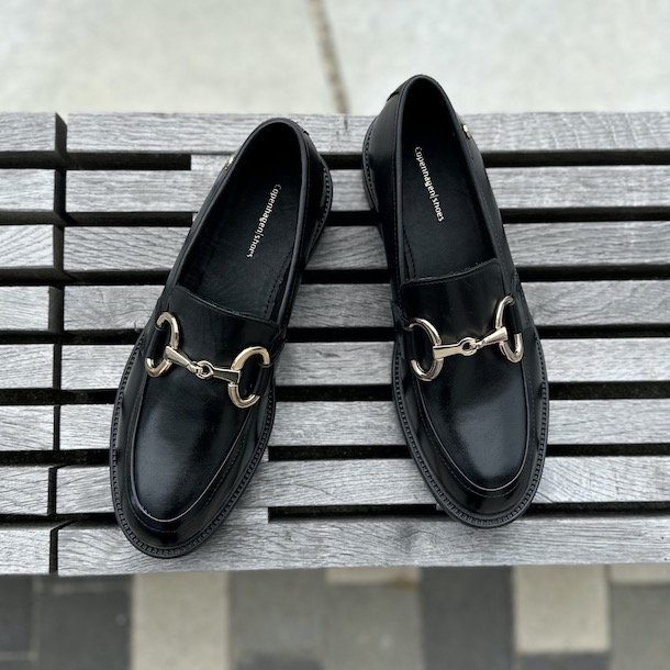 AWAKE Loafer Black