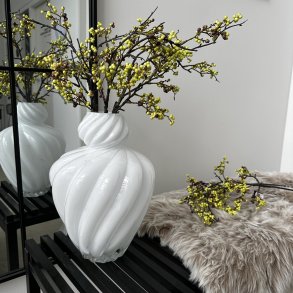 Vase H 30cm hvid Glas - m. sknheds fejl