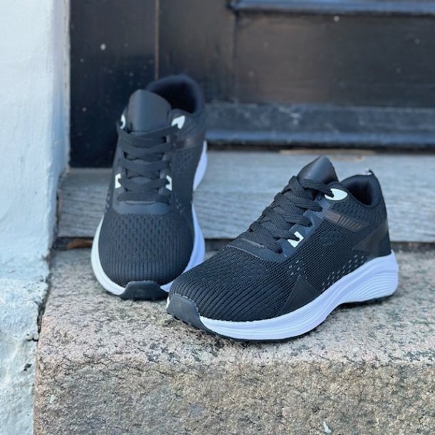 Sneakers ACTIVE Black/ white str. 36-41