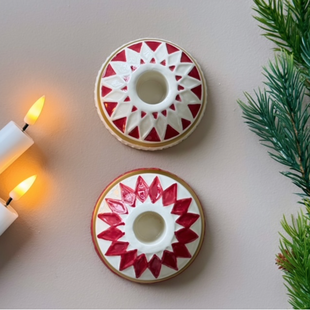 Lysestage m/harlekin rd/hvid Keramik