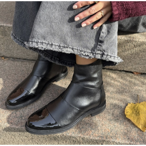 Stvle Stephanie patent sort skind str 36-42