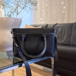 Arely Crossbody skind