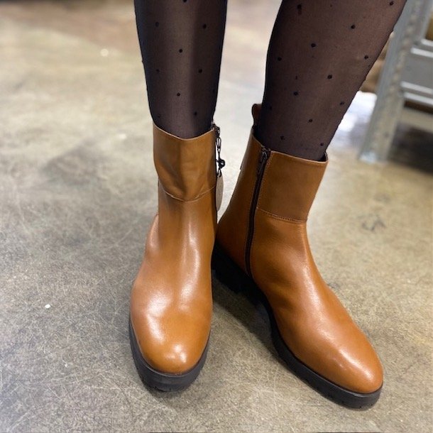 Stvle Alba cognac skind str 36-41