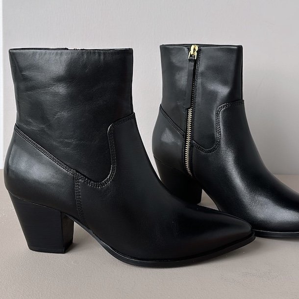 Ankel stvle IT'S ALL ABOUT WALKING skind str 36-41