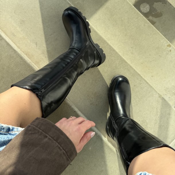 Stvle 5 th Avenue long booth sort 