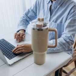 Termokop m. suger�r 1200 ml
