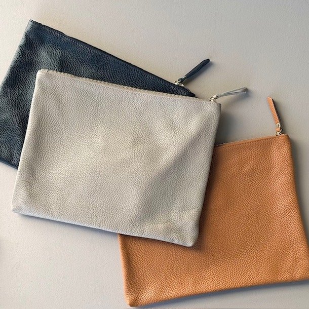 Stor clutch / sleeve skind