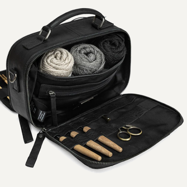 Lilly strikke taske skind