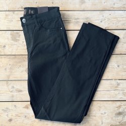 Classic jeans shape straight - sort str 34-48