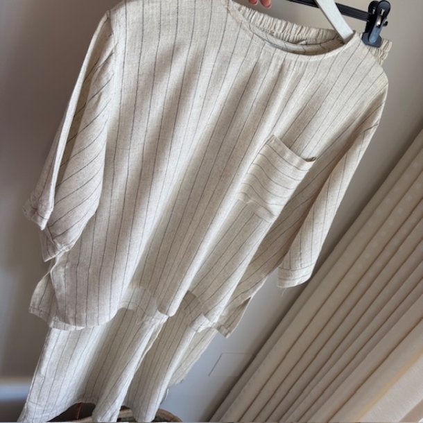 Stribet s�t i et h�r og viskose mix