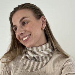 Trekantet t�rkl�de med striber 