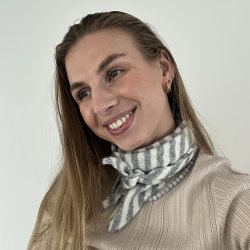 Trekantet t�rkl�de med striber 