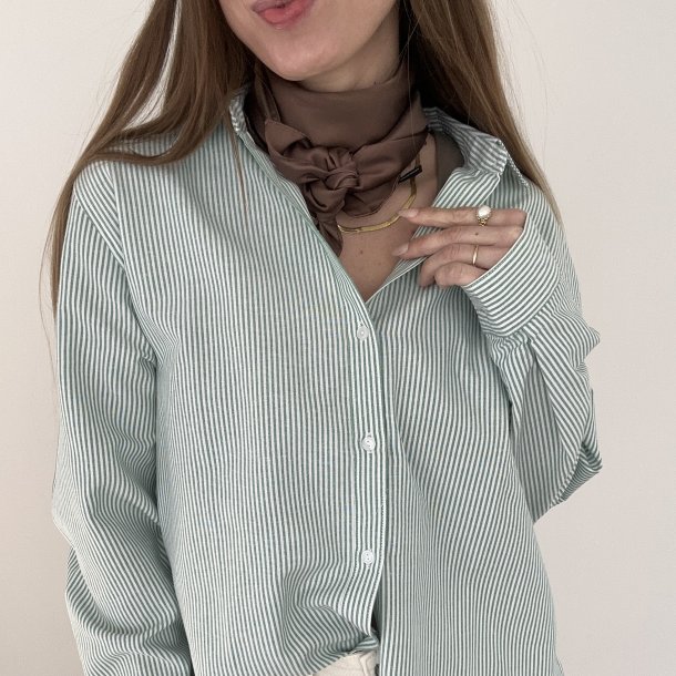 Skjorte Kamma i gr�n med striber XS-XL