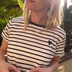 T-shirt med striber og hjerte 