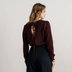 Strik sweater med bindebnd