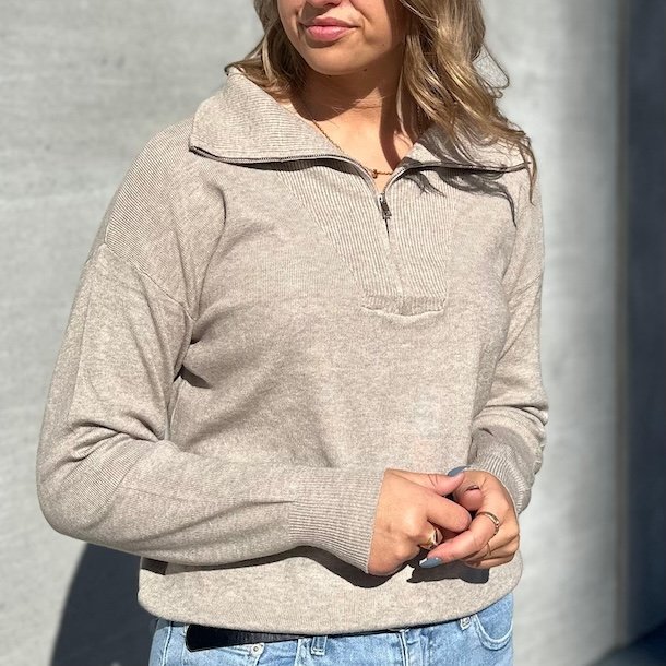 Sweater med zipper - str S-XL