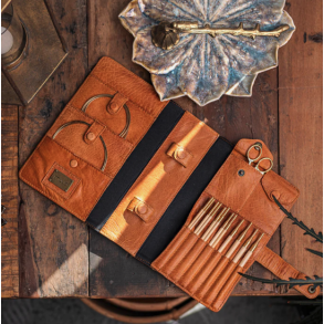 Carita strikke omslag/mappe skind