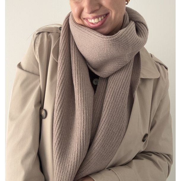 Strikket halstrklde element viskose/chashmere