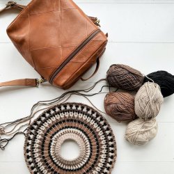 Multi bag by Lise Hyer - skind