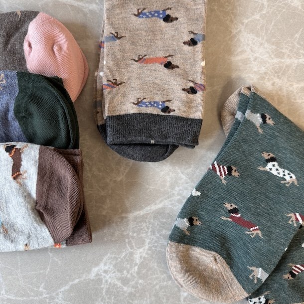 Str�mper med gravhunde - one size (35-40)