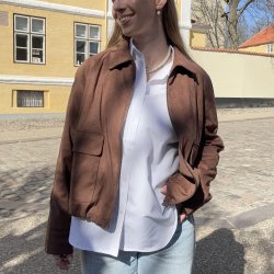 Jakke kort suede brun str. S-L