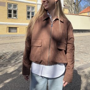 Jakke kort suede brun str. S-L