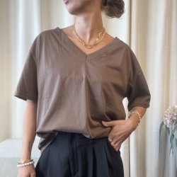 Oversize v-neck t-shirt 