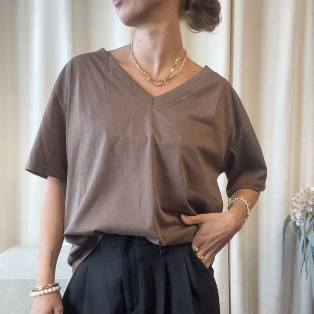 Oversize v-neck t-shirt 