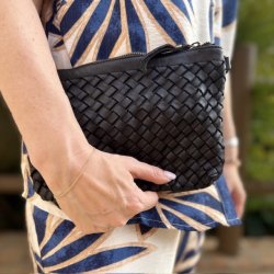 Crossbody med flet washed lder