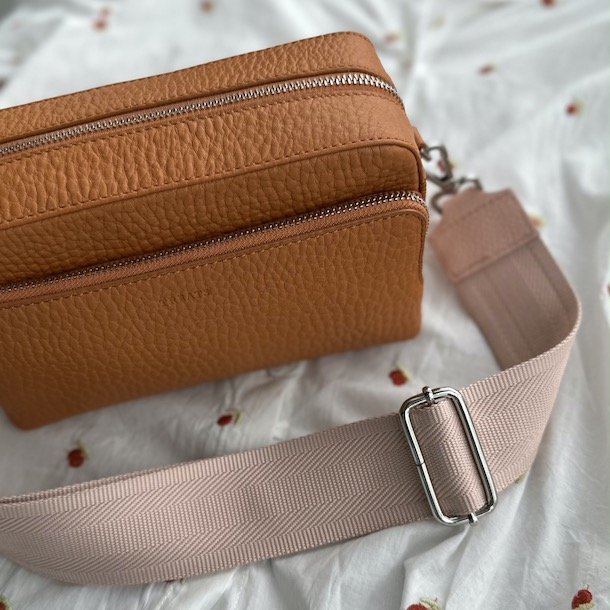 Taskerem struktur nude slv