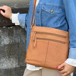 Tess Crossbody skind