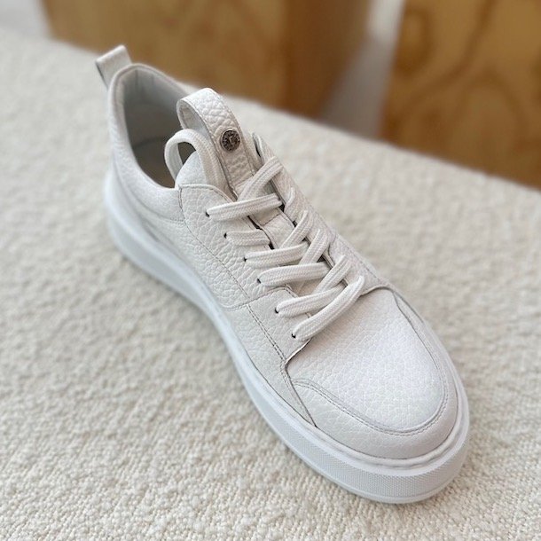 Sneakers THE SPIRIT hvid skind str 36-41