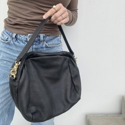 Judith crossbody sort Skind